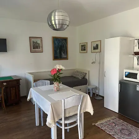 U Jezirka Apartamento *